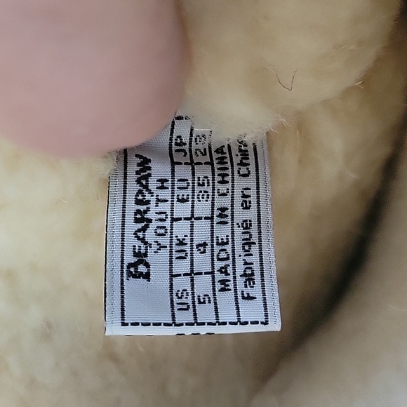 Bearpaw Ellie Boot - Picture 8 of 10